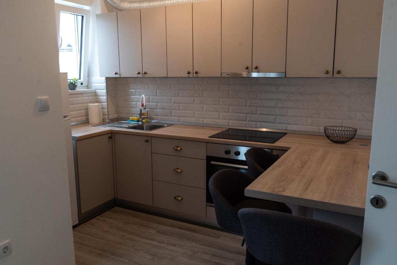 Lux Apartment III Prijedor Esterno foto